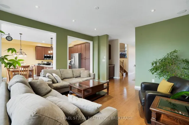 Additional image 5 of 91 Merrilee Cres