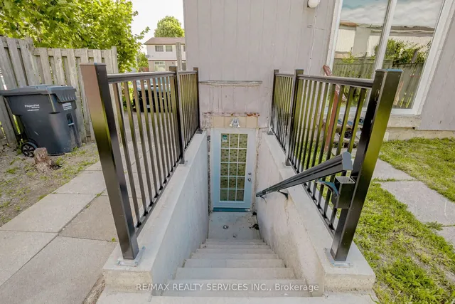 Additional image 25 of 13 Greenbush Crt