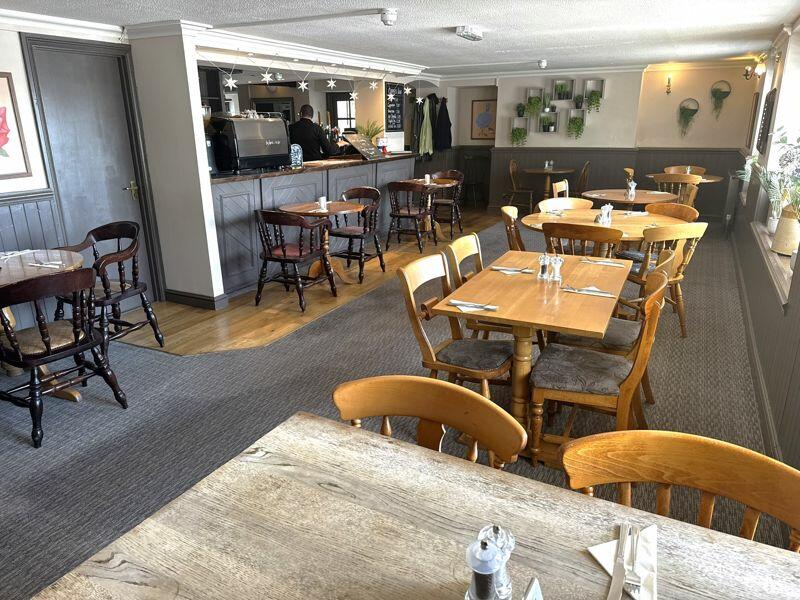 Additional image 5 of Standerwick