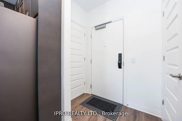 Additional image 3 of 95 Dundas St W St Unit 004