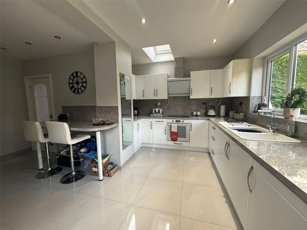 Additional image 2 of The Slough, Redditch, Warwickshire, B97