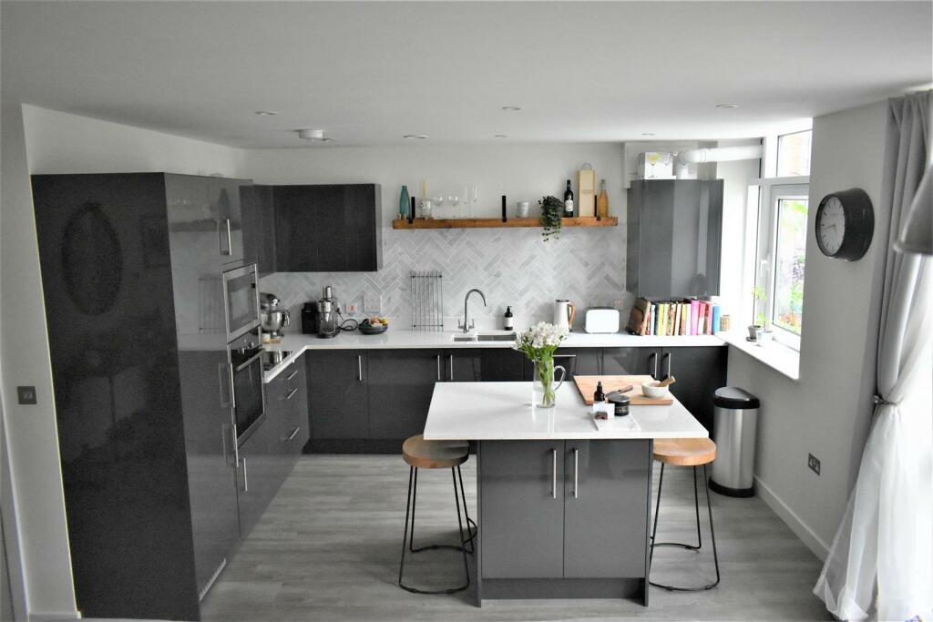 Additional image 4 of Hampton Court, 55 Marsh Lane, Solihull, West Midlands