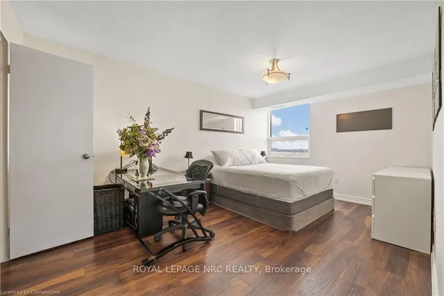 Additional image 26 of 500 GREEN Rd Unit 1414