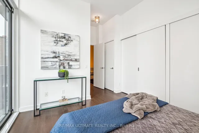 Additional image 29 of 1030 King St Unit 121