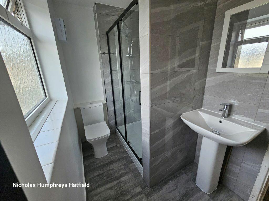 Additional image 5 of De Havilland Close