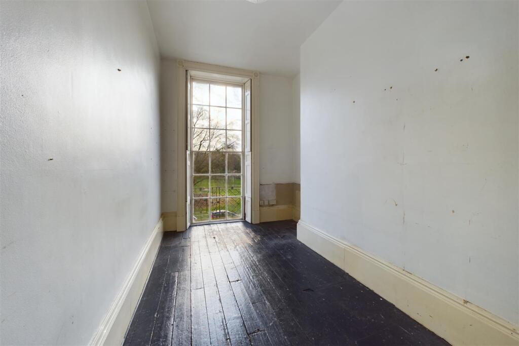 Additional image 14 of FLAT FOR UPDATING | BA1