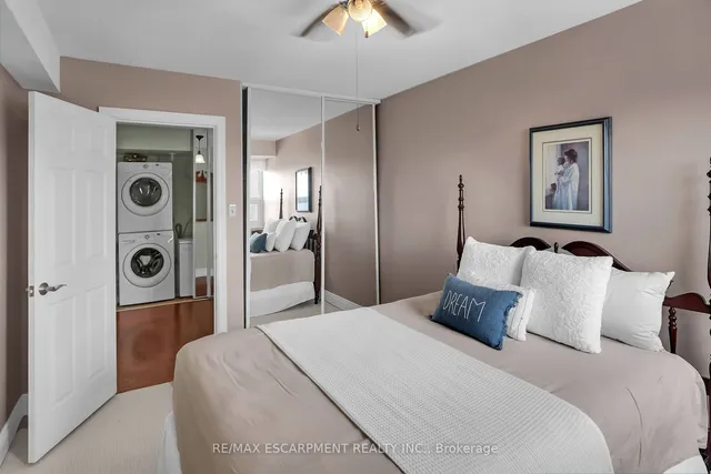 Additional image 17 of 500 Green Rd Unit 1117