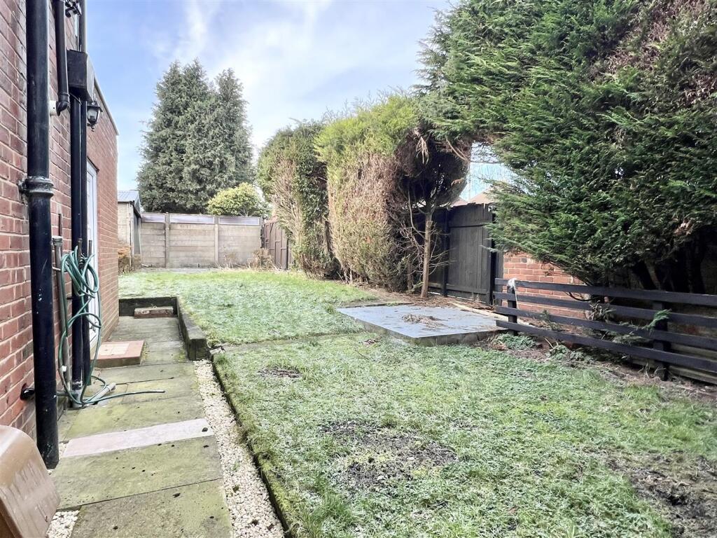 Additional image 20 of Petersfield Drive, Rowley Regis