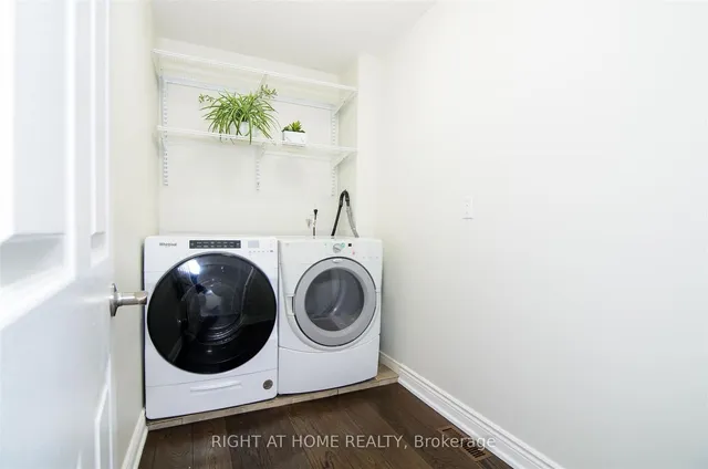 Additional image 13 of 2124 Nipigon Dr