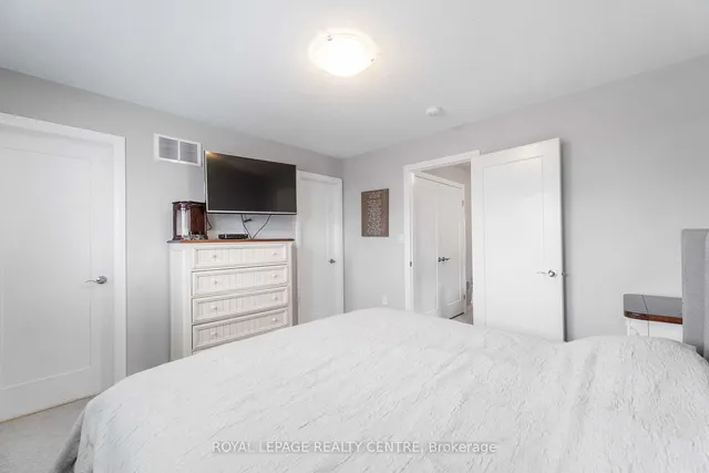 Additional image 15 of 62 Aquarius Cres