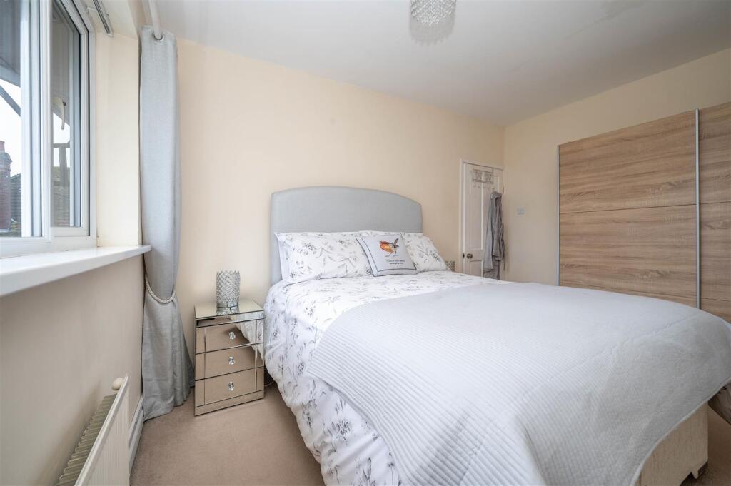 Additional image 6 of St. Johns Close, Henley-In-Arden