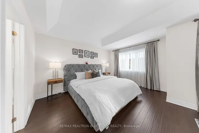 Additional image 23 of 27 Goldthread Terr