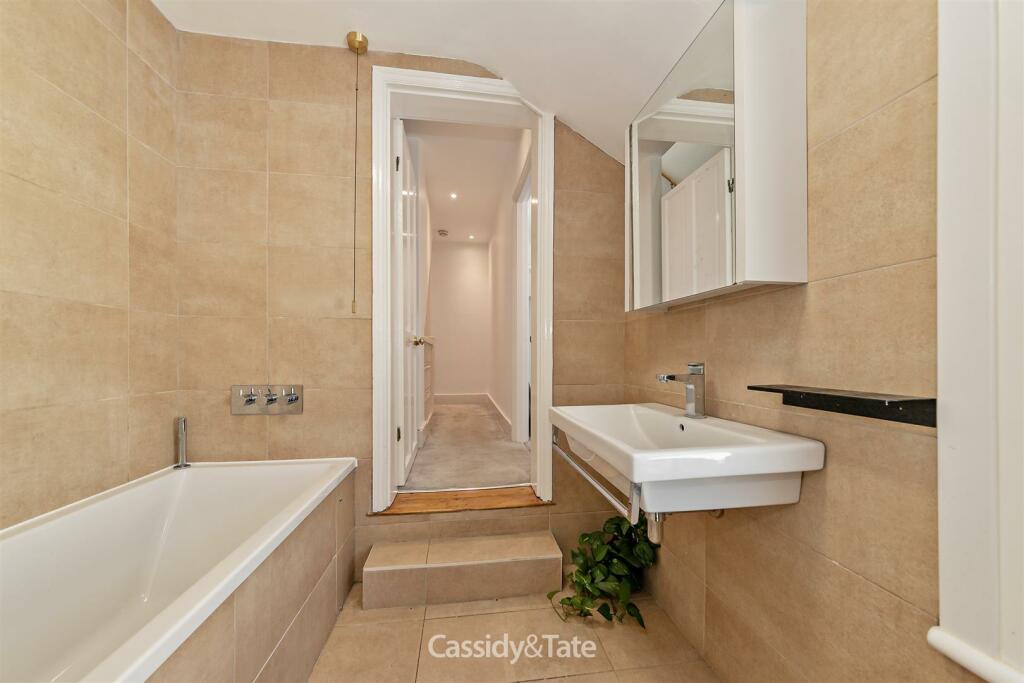 Additional image 20 of Arthur Road, St Albans