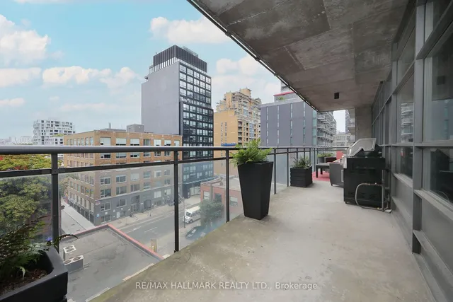 Additional image 31 of 42 Camden St Unit 703