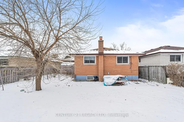 Additional image 40 of 17 Vange Cres