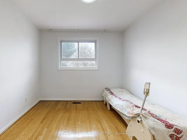 Additional image 22 of 38 Resolution Cres