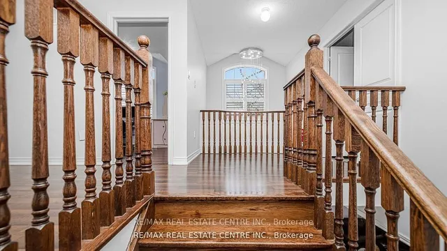 Additional image 17 of 1 Sage Meadow Cres