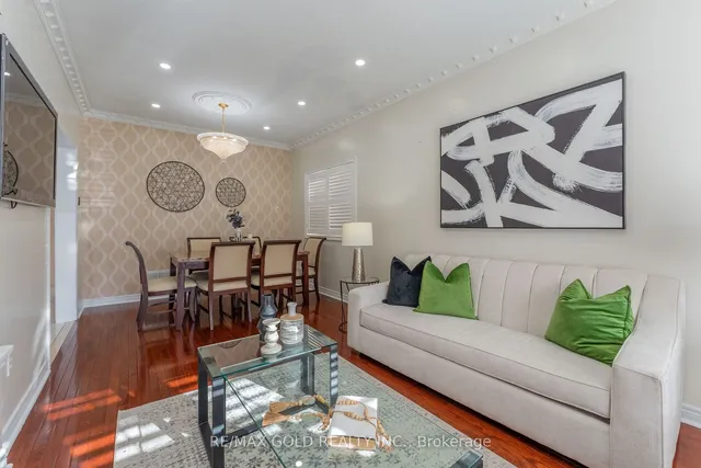 Additional image 17 of 16 Runnymede Cres