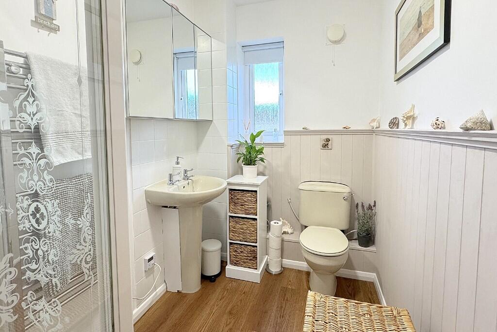 Additional image 8 of Queen Camel BA22