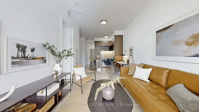 Additional image 6 of 15 Merchants Wharf Unit 1208