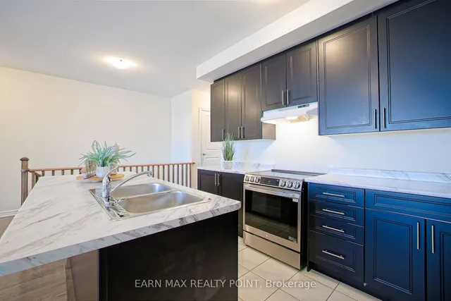 Additional image 21 of 90 Donald Ficht Cres