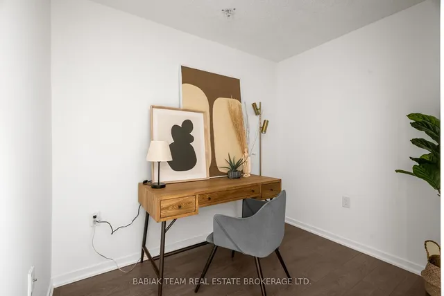 Additional image 18 of 36 Lisgar St Unit 607W