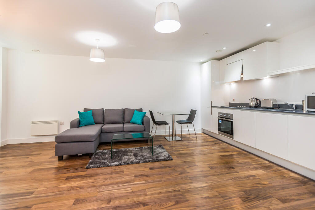 Additional image 2 of Hagley Road B16