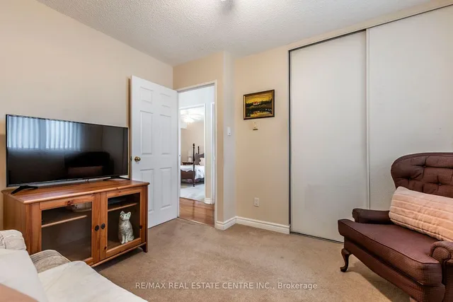 Additional image 16 of 81 Millside Dr Unit 902