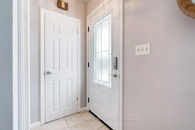 Additional image 5 of 139 West 3rd St