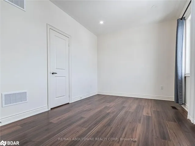 Additional image 31 of 220 Great Falls Blvd