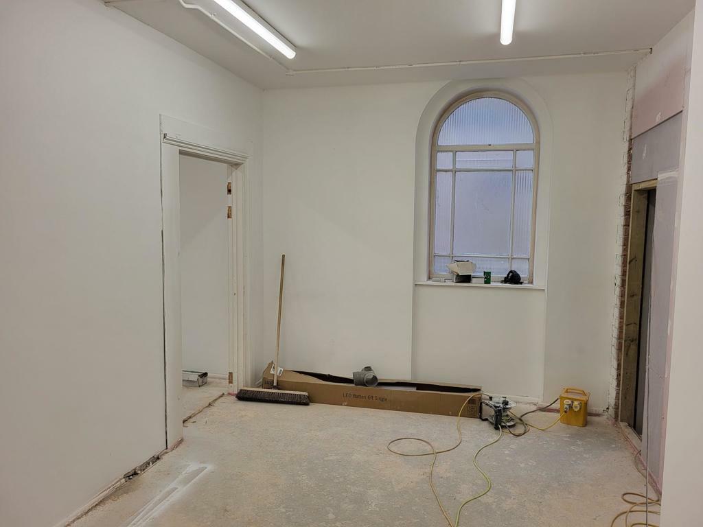 Additional image 11 of 32 Market Place, Warminster, Wiltshire