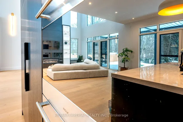 Additional image 18 of 2108 Devon Rd