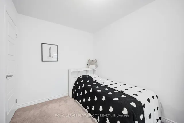 Additional image 30 of 1567 Moira Cres