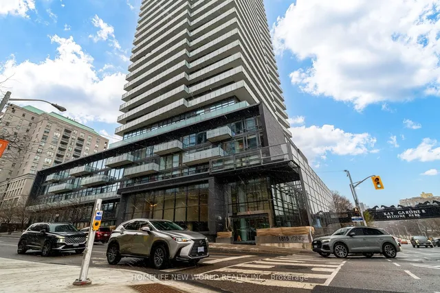 1815 Yonge St Unit 1805