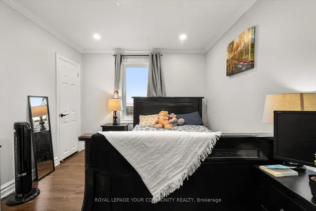 Additional image 17 of 258 Valermo Dr