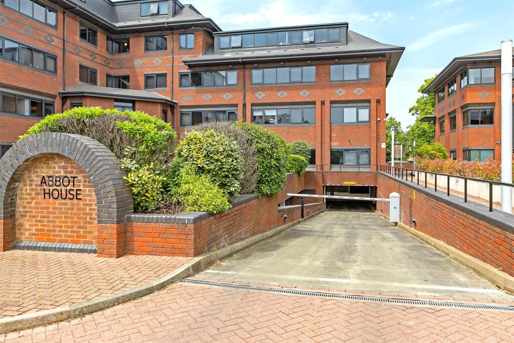 Additional image 15 of Everard Close, St. Albans