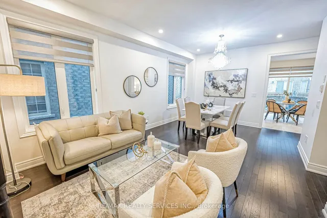 Additional image 6 of 5 Sinatra St