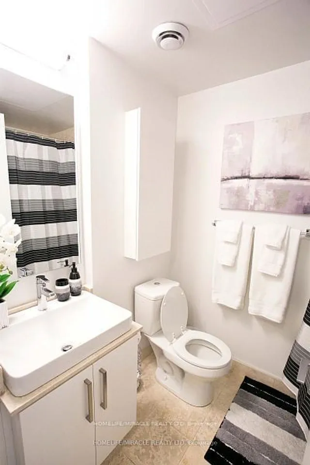 Additional image 17 of 12 York St Unit 3605