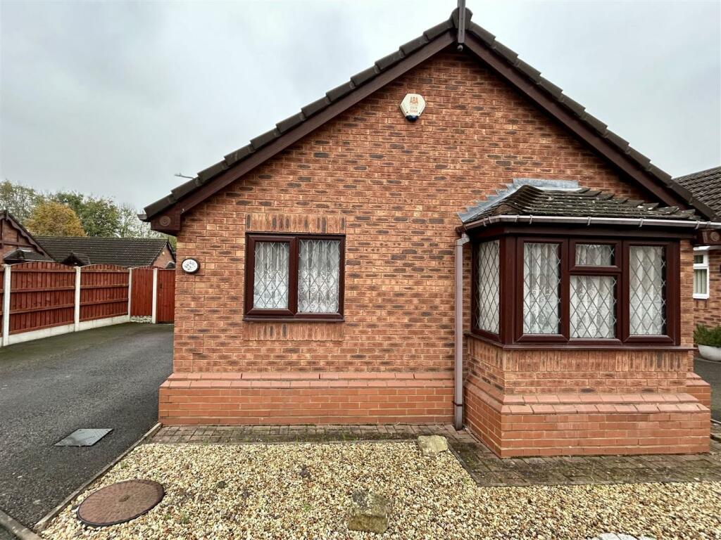 Additional image 13 of Spinners End Drive, Cradley Heath