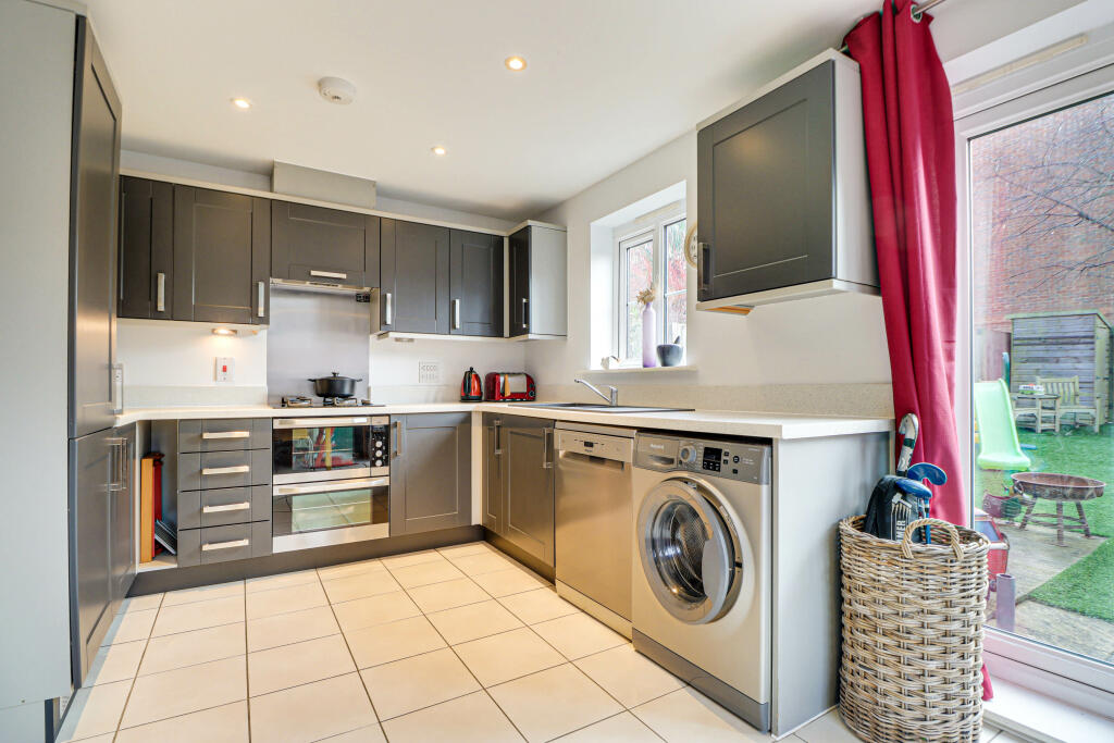 Additional image 10 of Centaurus Square, Curo Park, Frogmore, AL2