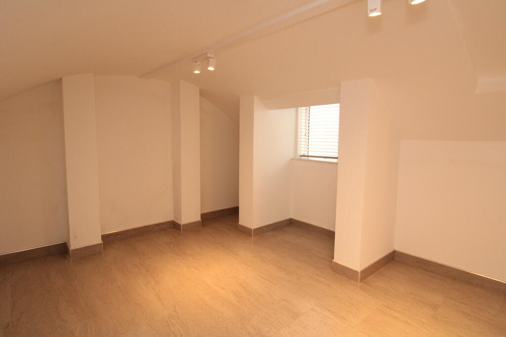 Additional image 7 of 49 Lee Crescent