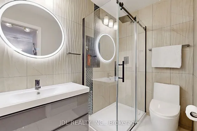 Additional image 26 of 2020 Quinte St