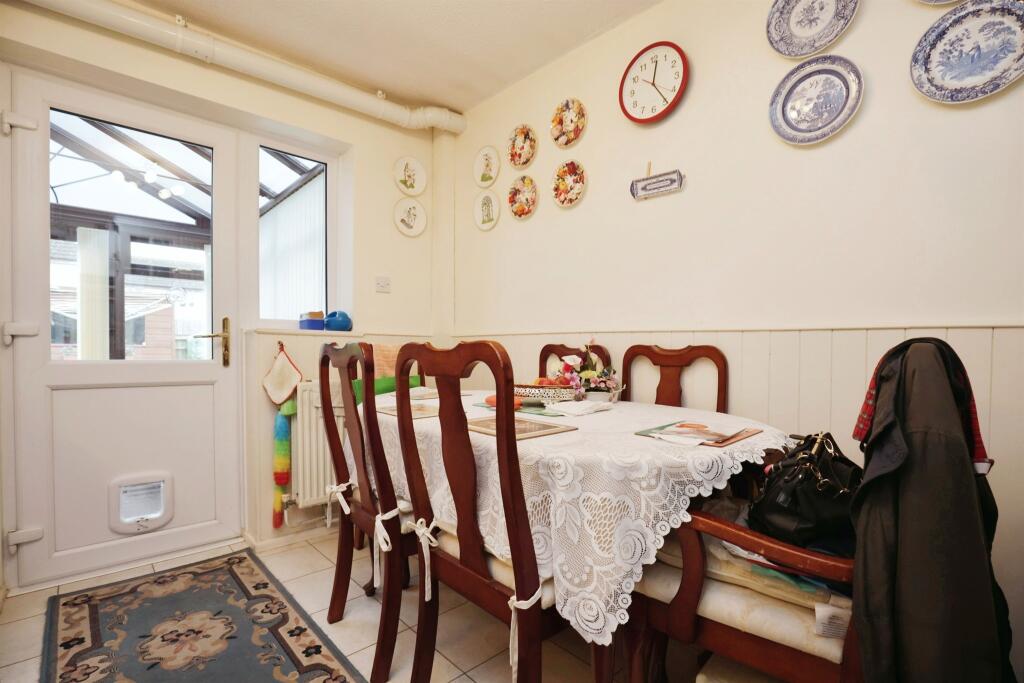 Additional image 9 of Meadow Road, Alcester