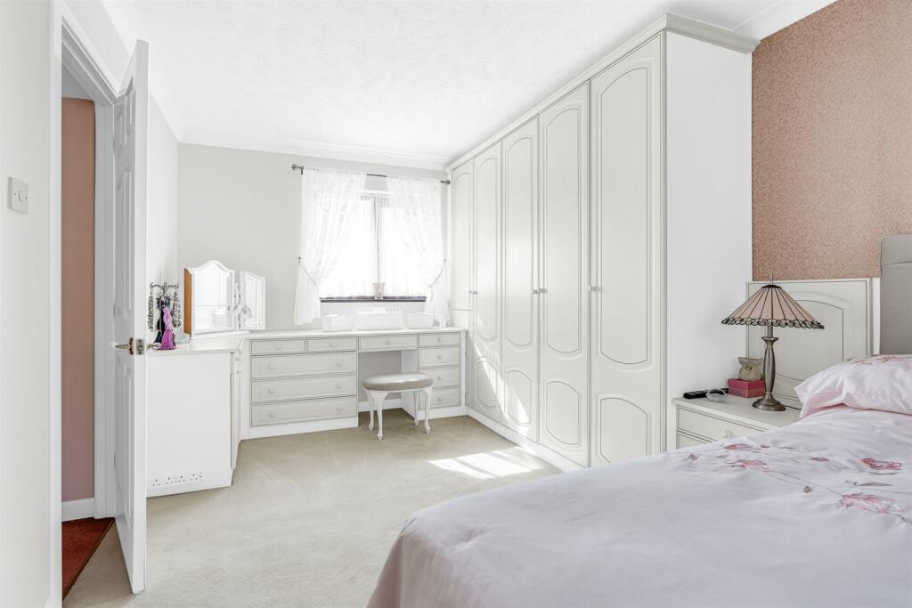 Additional image 17 of Birch Grove, Welwyn