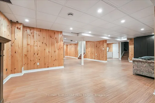 Additional image 39 of 32 Aristocrat Rd