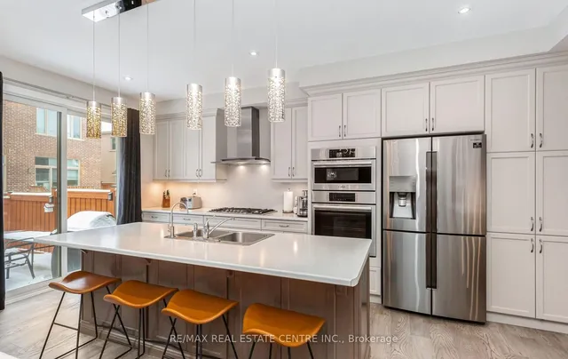 Additional image 16 of 949 logan Dr