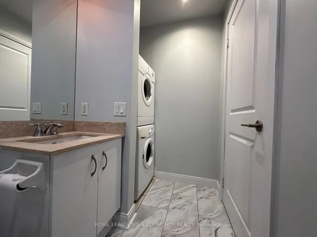 Additional image 15 of 21 Scollard St Unit 504