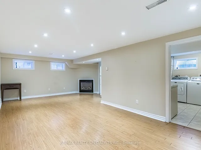 Additional image 30 of 6 NORVAL Cres