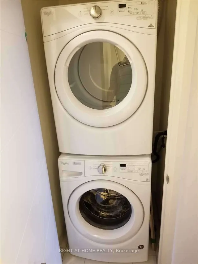 Additional image 22 of 460 Adelaide St Unit 820