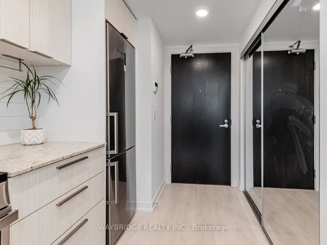 Additional image 3 of 501 Yonge St Unit 1406